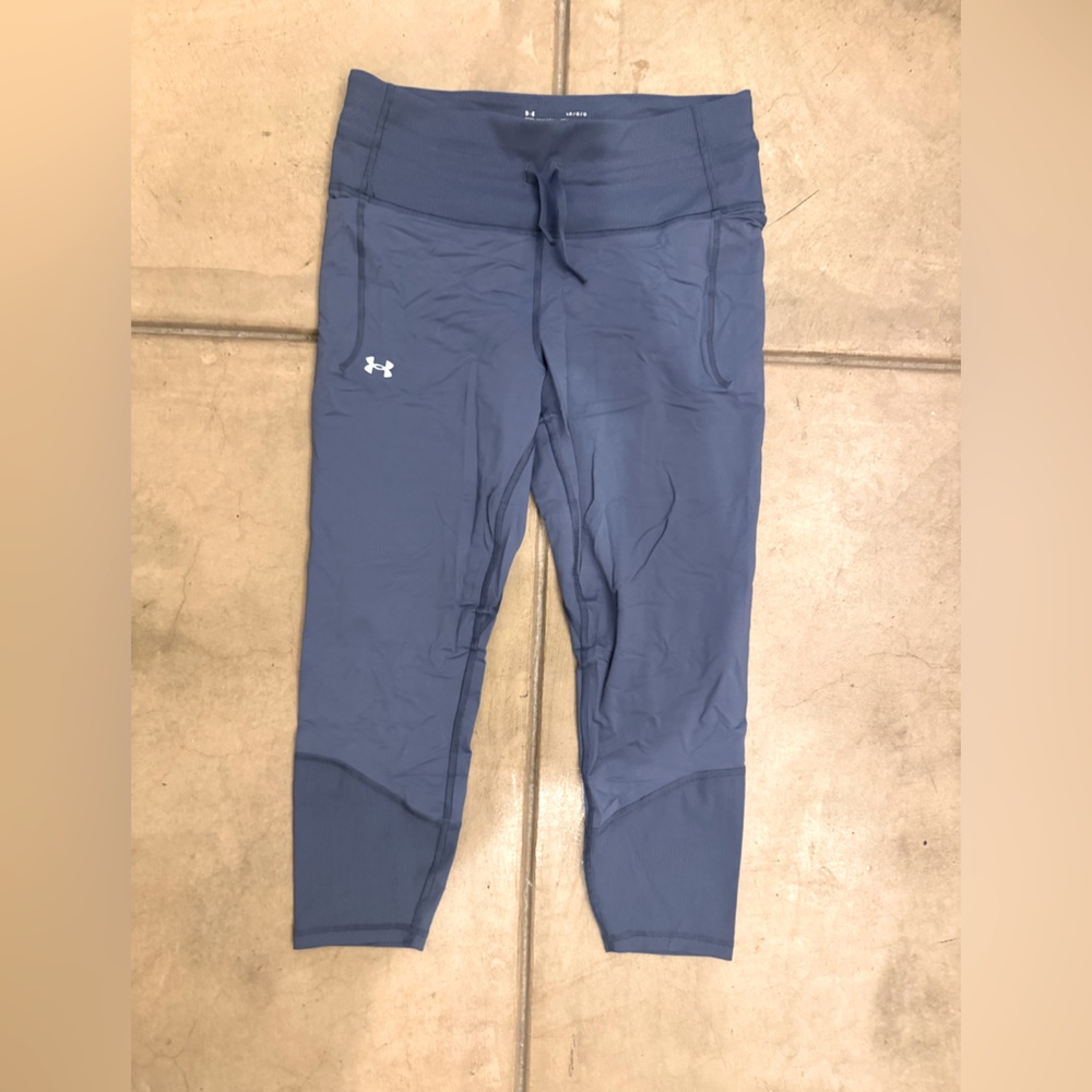 Beautiful blue women’s Under Armour athletic pants size large NWT